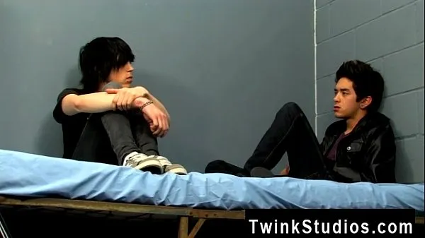 Clips de lecteur Twinks XXX Tyler Bolt and Jason Alcok are in prison together. Both HD