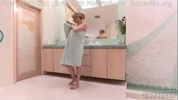 高清POV in shower with Mia Malkova驱动器剪辑