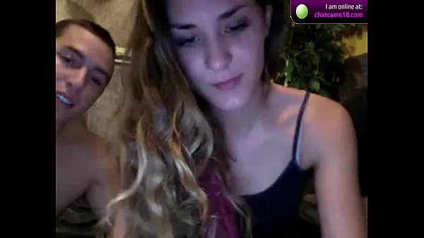 HD MFM Teen Threesome on webcam-drevklip