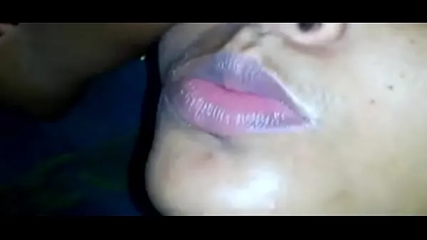 Clips de unidad HD Tamil ennoda sex video 2 by sridevi call 9629565181