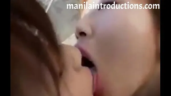 HD Asian Girl first gay kiss 드라이브 클립