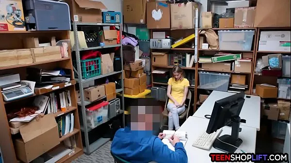 HD Skinny Russian teen shoplifter caught and fucked by security Klip pemacu
