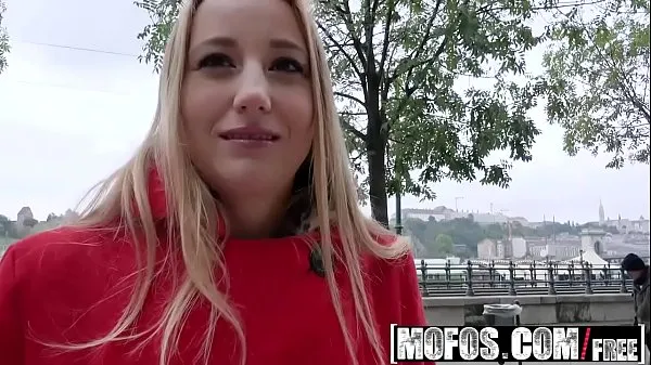 HD Mofos - Public Pick Ups - Young Wife Fucks for Charity starring Kiki Cyrus Klip pemacu