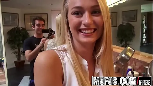 HD Mofos - I Know That Girl - Late for a blowjob starring Natalia Starr meghajtó klipek