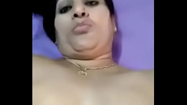 Clip ổ đĩa HD Kerala Mallu Aunty secret sex with husband's friend 2