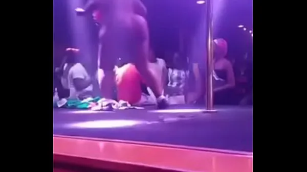 HD Amateur night at strip club for big fat ass ebony granny-enhetsklipp