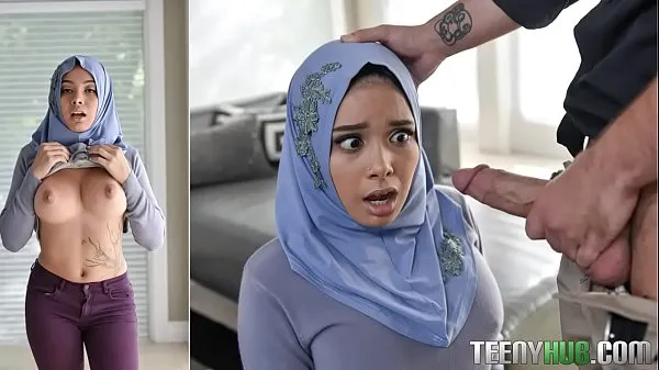 Clips de unidad HD petite musulmán babe con hiyab consiguió anal