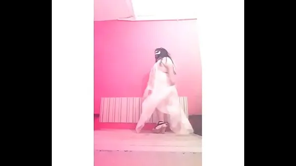 Κλιπ μονάδας δίσκου HD Carolina In Sexy In Transparent Dress