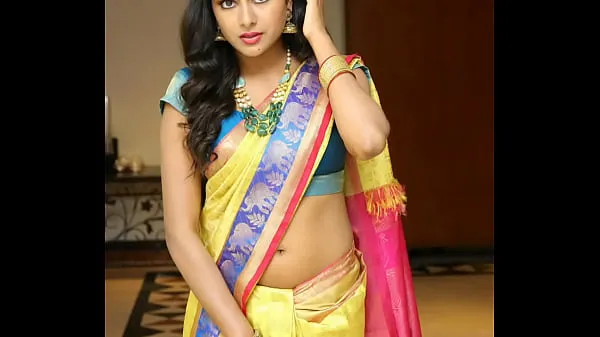 Posnetki pogona HD Sexy saree navel tribute sexy moaning sound check my profile for sexy saree navel pictures hd