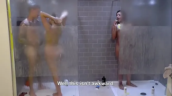 HD WTF! Abbie C*ck Blocks Chloe And Sam's Naked Shower | Geordie Shore 1605 schijfclips