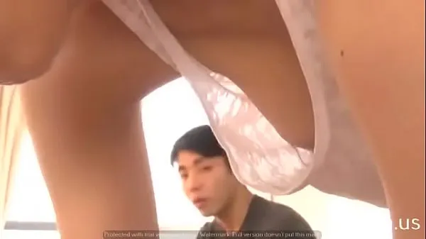 Clip ổ đĩa HD boobs out while having training with my boss
