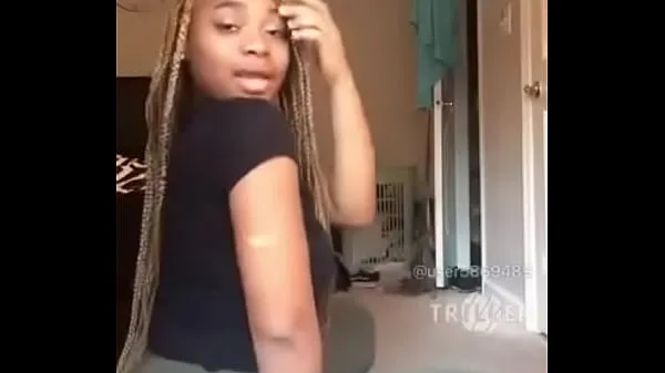 एचडी Young ebony girl Queen Arri from Twitter showing off her cute little booty ड्राइव क्लिप्स