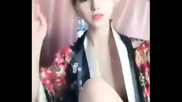 Klipy z jednotky HD Beautiful girl chinese - view more