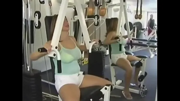 HD gym time with a busty teen girl Klip pemacu