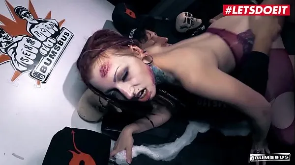 HD LETSDOEIT - Halloween Party With Devilish German Teen Jezzicat And Jason Steel schijfclips