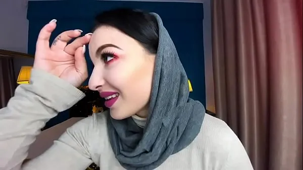 HD Cute Little Muslim Girl Playing With Her Pussy For You meghajtó klipek