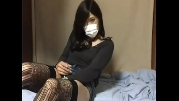 HD Quarantined Chinese Ladyboy very horny making some tokens 드라이브 클립