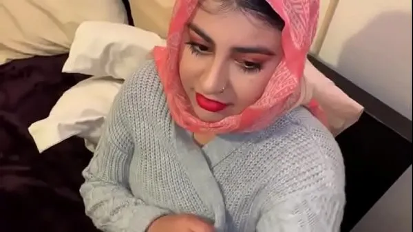 Klipy z disku HD Muslim teen doing oral sex