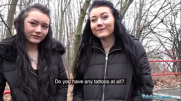 HD Public Agent Real Twins stopped on the street for indecent proposals-stasjonsklipp