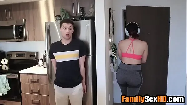 HD Pranking & fucking my fat ass step sister during quarrantine drive Clips