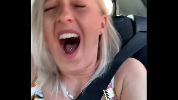 HD Never did that! I gave me an orgasm in a taxi drive Clips