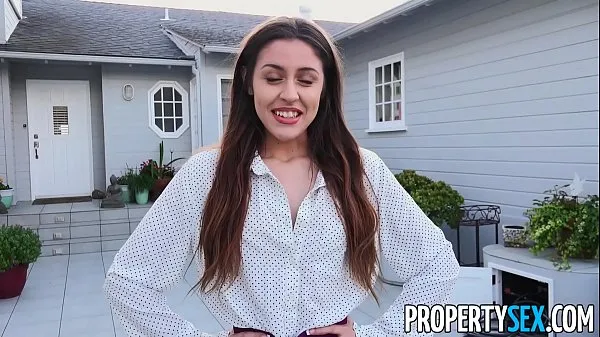 HD-PropertySex Picky Homebuyer Convinced To Purchase Home-asemaleikkeet
