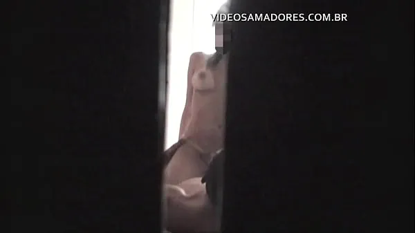 HD Cuckold films his wife fucking with another man from inside the closet ڈرائیو کلپس