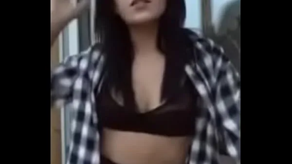 Κλιπ μονάδας δίσκου HD Russian Teen Teasing Her Ass On The Balcony