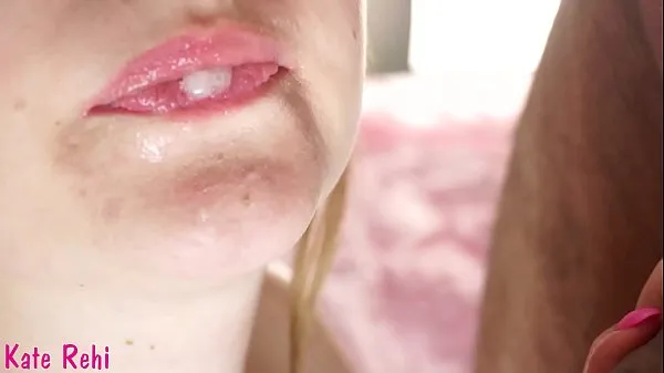 Klip berkendara Sucking dick close-up, cum on tongue HD