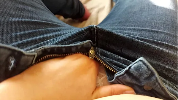 HD 4K Masturbation in Jeans mit OrgasmusLaufwerksclips