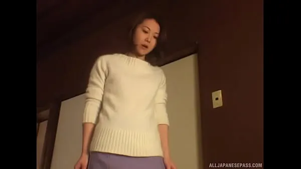 HD Die japanische Mutter hat sie beim Ficken erwischt, aber sie wollen nicht aufhörenLaufwerksclips