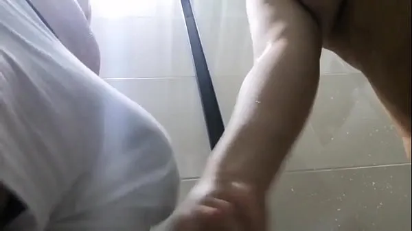 Clip ổ đĩa HD I spied on my mamasita neighbor while bathing and when she realized it, I put her to suck my dick (part 1