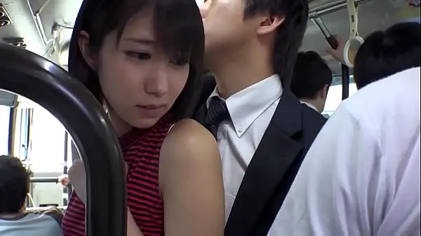 Clip per unità HD Ragazza giapponese sexy in minigonna viene scopata in un autobus pubblico