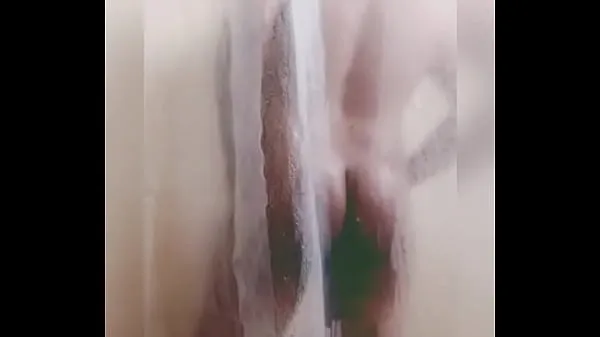 高清Shay Silvers phat juicy ass in the shower驱动器剪辑