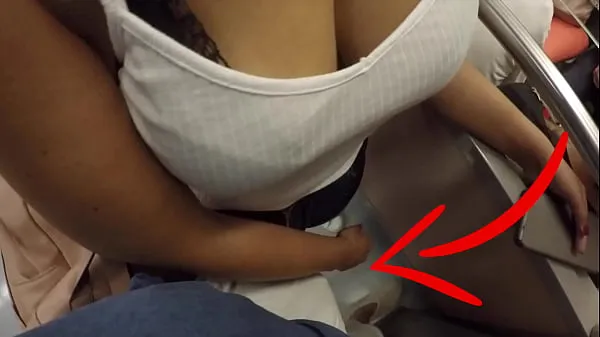 Clips de unidad HD Mujer agarrando mi polla en el metro