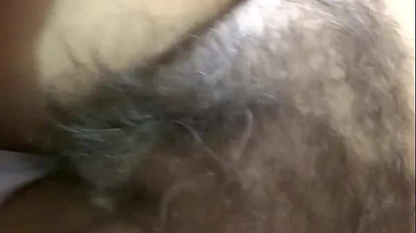 HD My 58 year old Latina hairy wife wakes up very excited and masturbates, orgasms, she wants to fuck, she wants a cumshot on her hairy pussy - ARDIENTES69 드라이브 클립