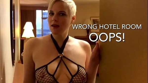 HD Wrong Room, Right Slut! Blowjob & Fuck From Slutty Stranger meghajtó klipek