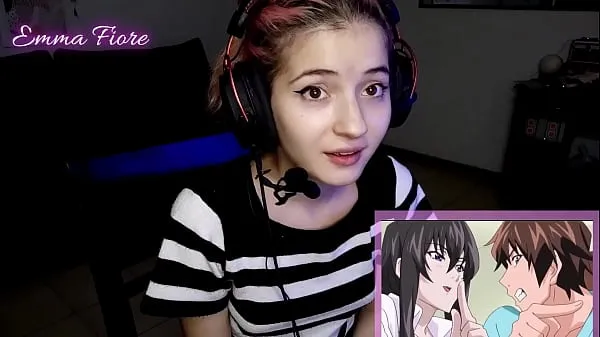 HD 18yo youtuber gets horny watching hentai during the stream and masturbates - Emma Fiore ڈرائیو کلپس