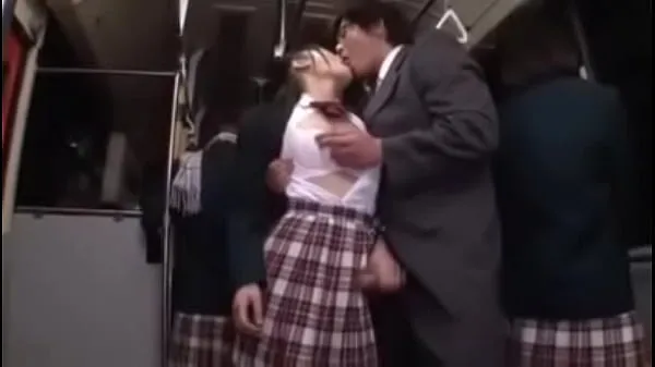 Κλιπ μονάδας δίσκου HD Stranger seduces and fucks on the bus 2
