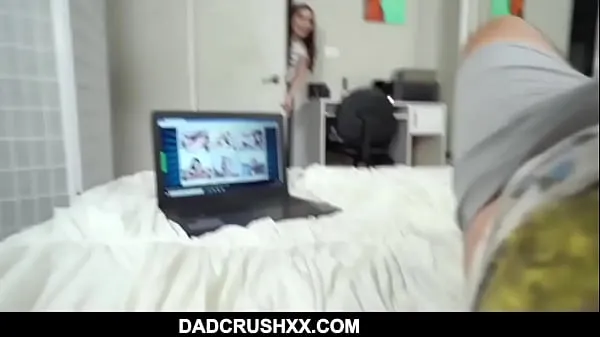 HD Perv step dad Teaches Teen Skinny step Daughter To Take Cock- Aria Lee ڈرائیو کلپس