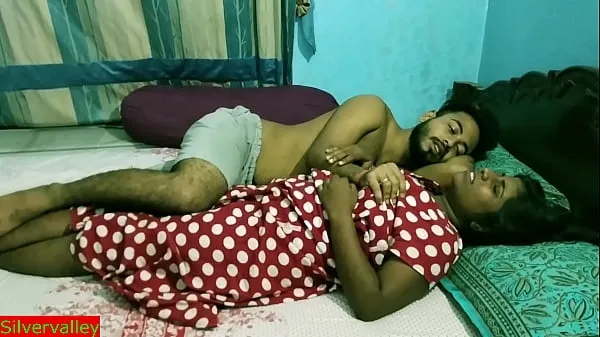 HD Indian teen couple viral hot sex video!! Village girl vs smart teen boy real sex คลิปไดรฟ์