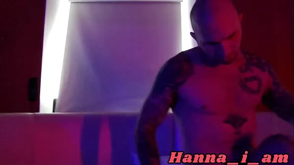 HD An old man fucked a young stripper right in the club drive Clips