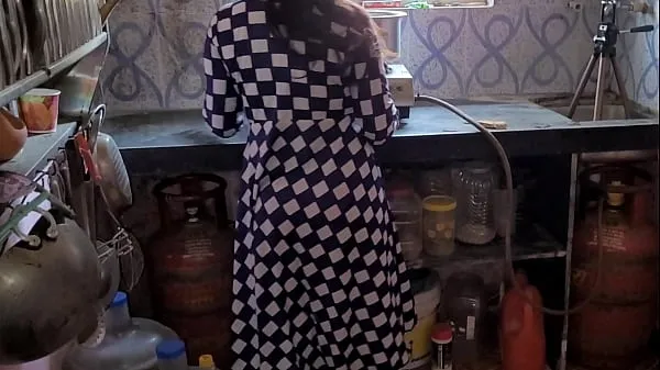HD Brother-in-law took the native sister-in-law to the kitchen and fucked her meghajtó klipek