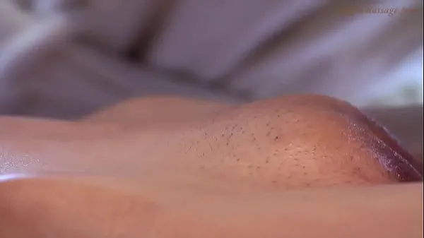 HD Most amazing petite virgin massaged with orgasms-drevklip