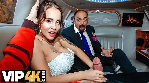 HD VIP4K. Random passerby scores luxurious bride in the wedding limo drive Clips