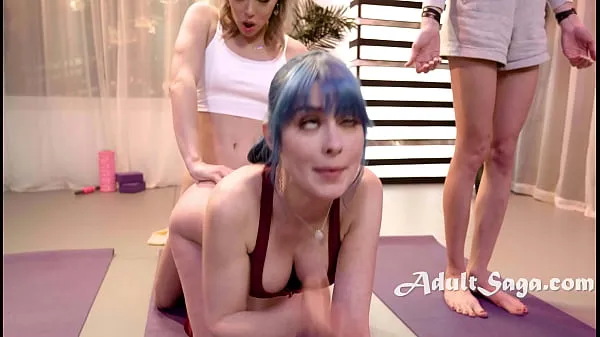 HD No One Knows Whom The Tranny Yoga Instructor Will Fuck Today schijfclips