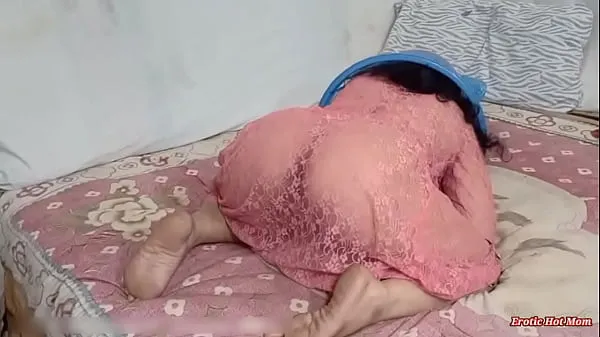 HD Indian bhabhi anal fucked in doggy style gaand chudai by Devar when she stucked in basket while collecting clothes drive Clips