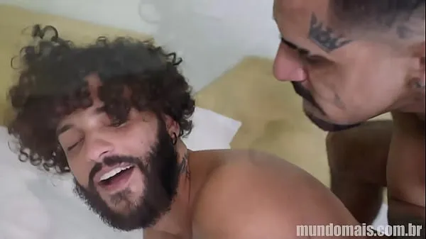 HD Couple who were fighting make up and go to bed to have sex and enjoy clipes da unidade