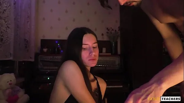 Klipy z jednotky HD Young cutie was caught with chating with her lover and punish her with fucking and humilating mouth and cum on face and in mouth