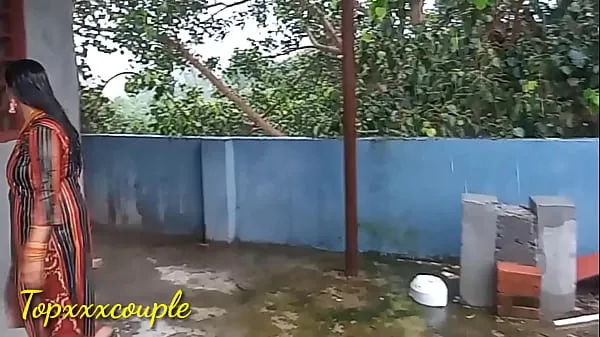 HD Gorgeous Boobs Indian Bhabhi XXX Fuck After Rain Bath full Scene meghajtó klipek